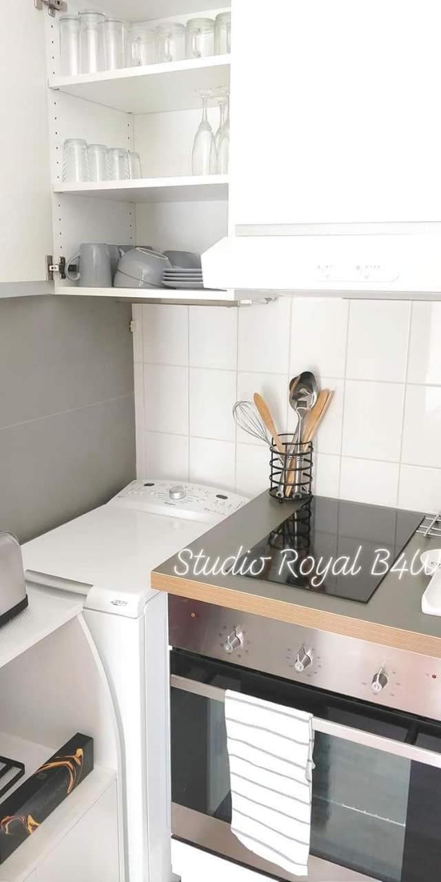 Studio Royal By Beds4Wanderlust - Place Du Marche Avec Parking Prive Фонтенбло Номер фото