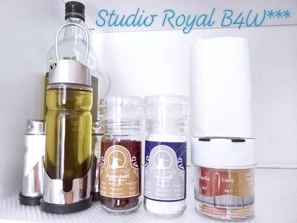 Studio Royal By Beds4Wanderlust - Place Du Marche Avec Parking Prive Фонтенбло Номер фото