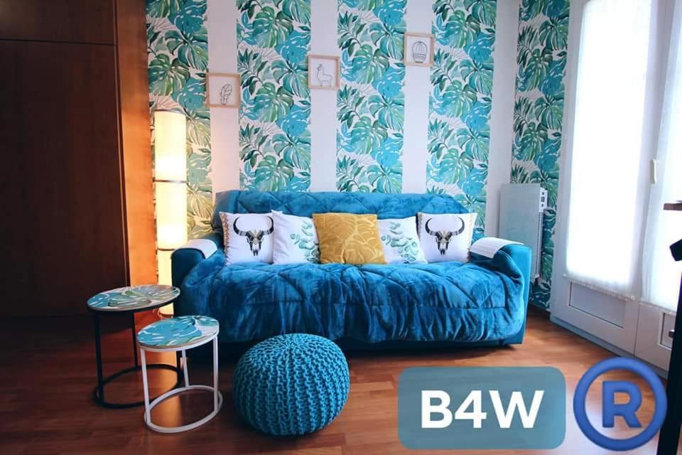Studio Royal By Beds4Wanderlust - Place Du Marche Avec Parking Prive Фонтенбло Номер фото